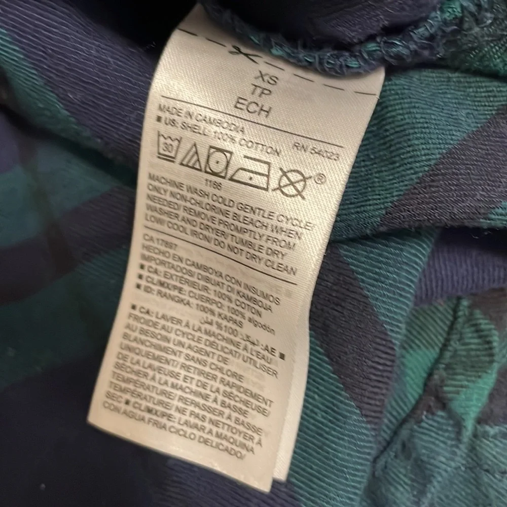 🌸Old Navy Women’s Plaid Flannel Classic Shirt Size XS - Picture 5 of 5
